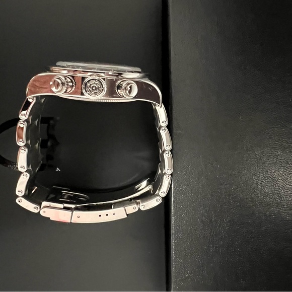 Tudor Black Bay Chrono - Picture 6 of 14